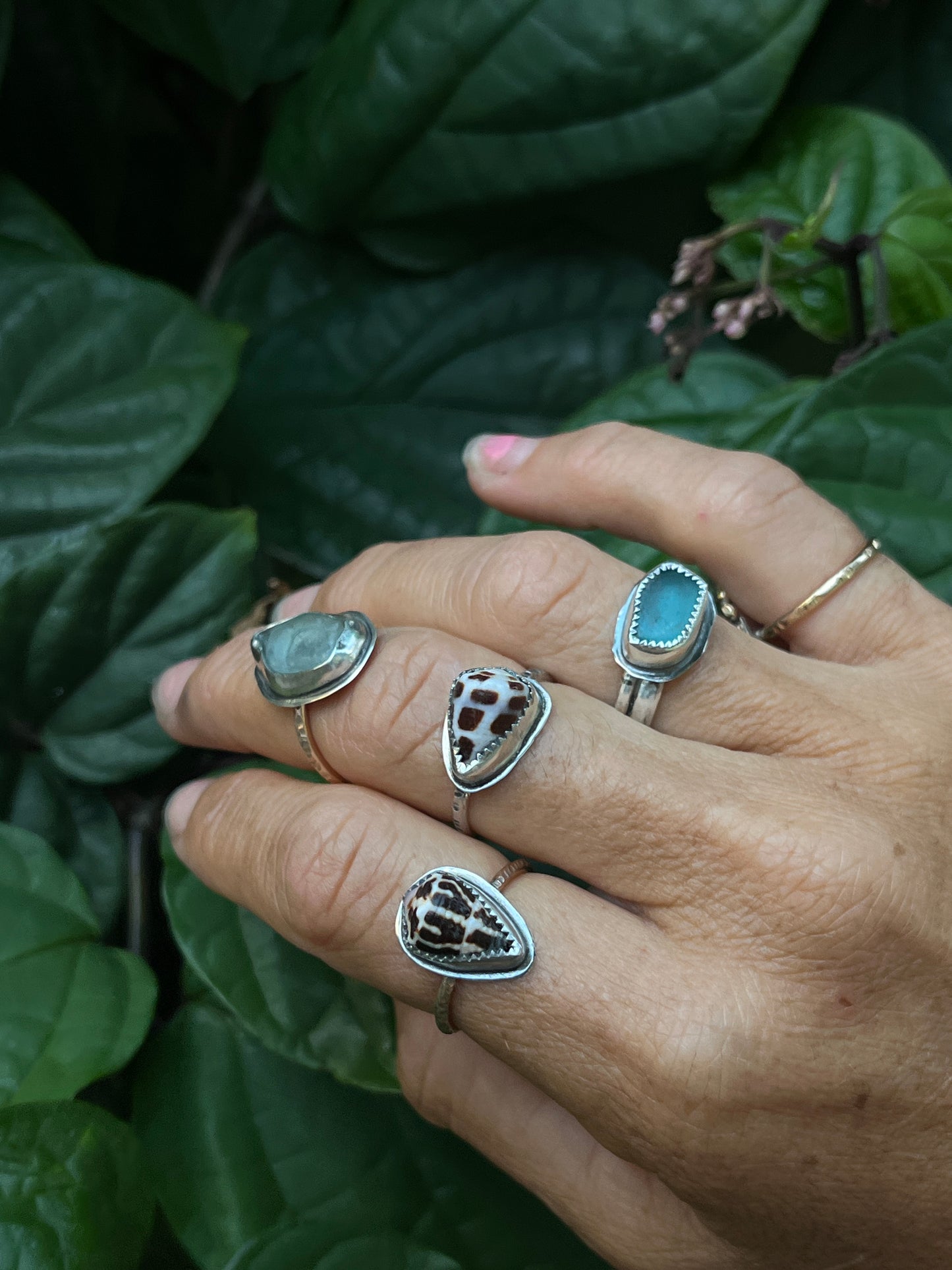 Seaglass Shell Ring | Sz. 7.2
