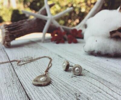 Signature Pearl Inlaid Antler Set MTO