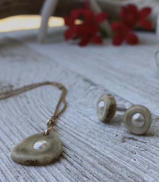 Signature Pearl Inlaid Antler Set MTO
