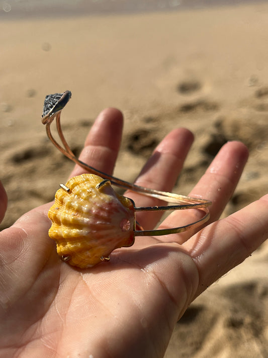 Sunrise Shell Arm Cuff