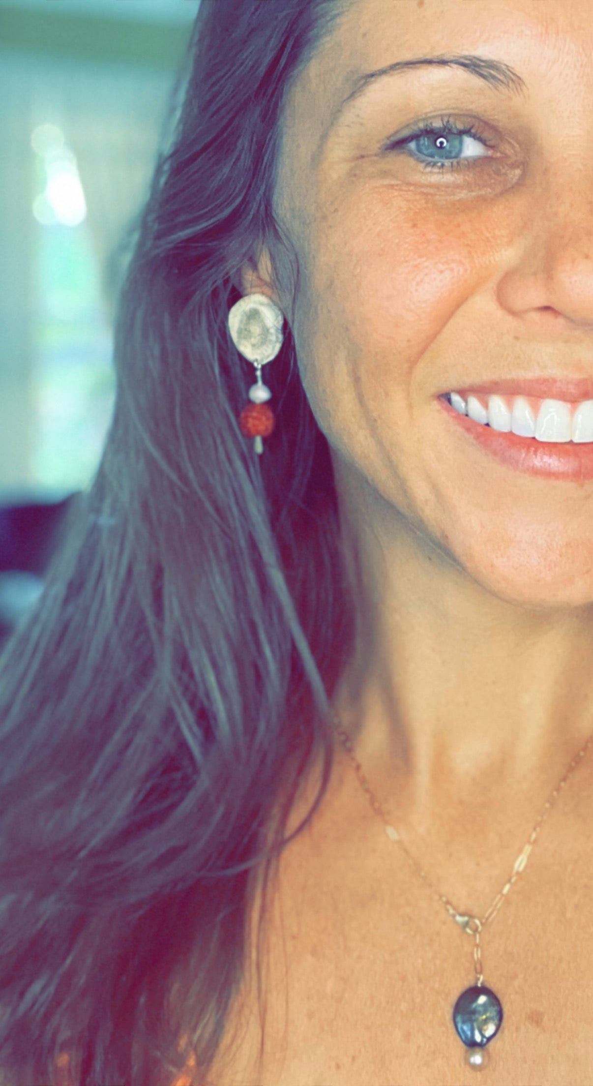 ”Red Robin” Studs